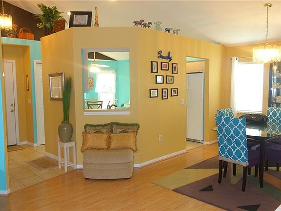 5th image of 2175 Stoney Pointe Dr