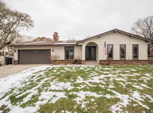 732 S Grandview Blvd, Waukesha, WI 53188