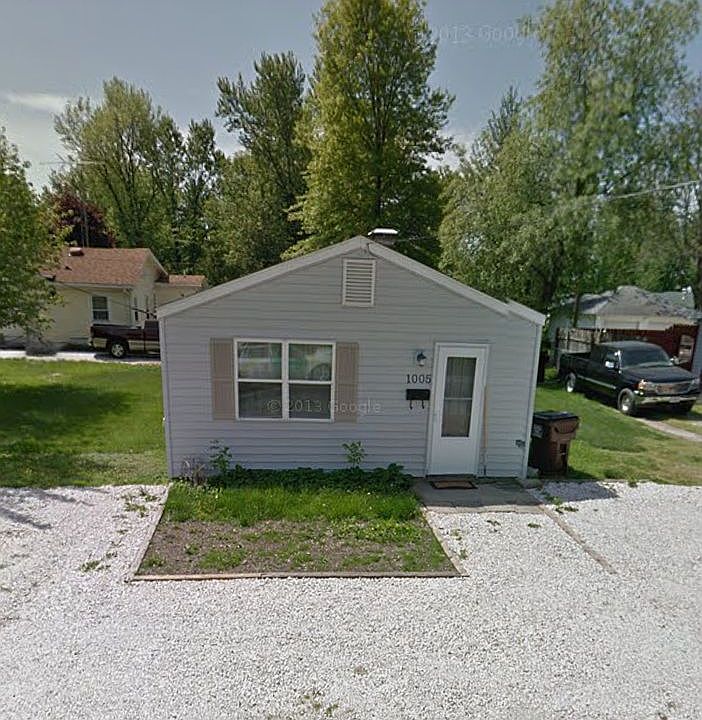 2nd image of 1005 W North St