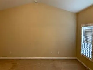 1335 Hampton Oaks Dr — Photo 11