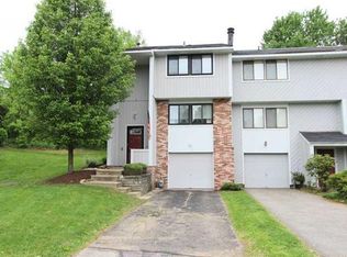 1008 Ryeland Ct, Bridgeville, PA 15017