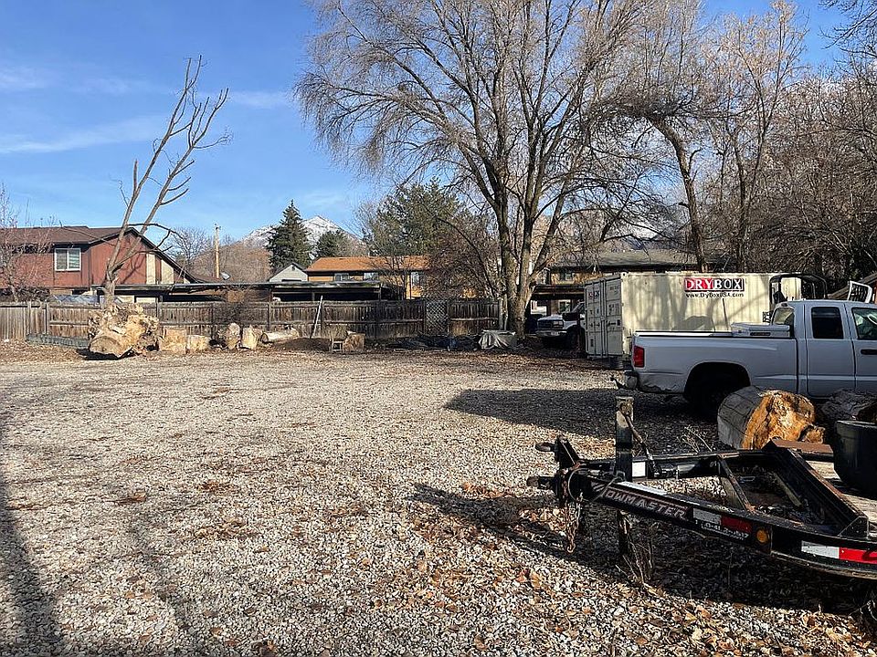 2nd image of 4680 S Hulton Ct