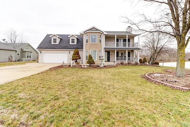 425 Moraine Dr photo 1