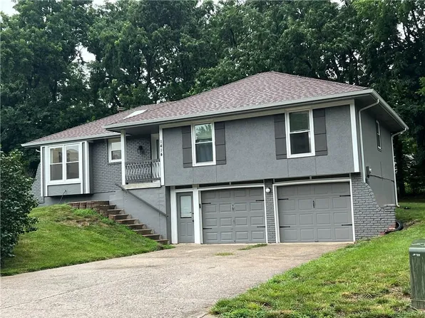 1414 NE 69th Ter, Gladstone, MO 64118