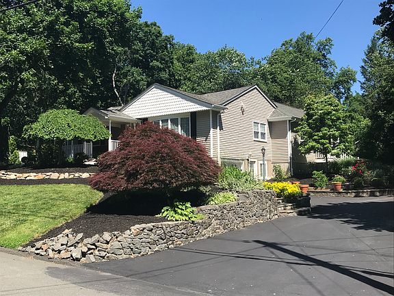 2nd image of 14 Deerwood Dr