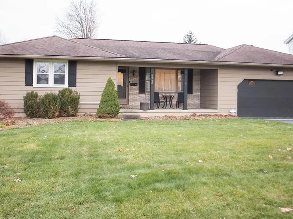 6742 Applewood Blvd, Youngstown, OH 44512