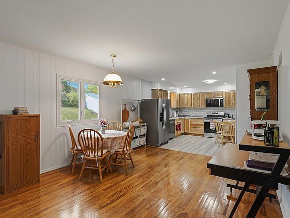 4th image of 2643 Summit Ridge Dr
