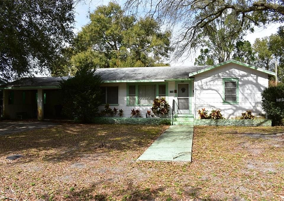1st image of 1104 NE 4th St