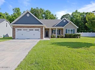 712 Oleander St, Jacksonville, NC 28540