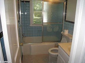 2nd image of 206 S Elm Ave
