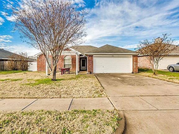 3rd image of 1136 Darren Dr