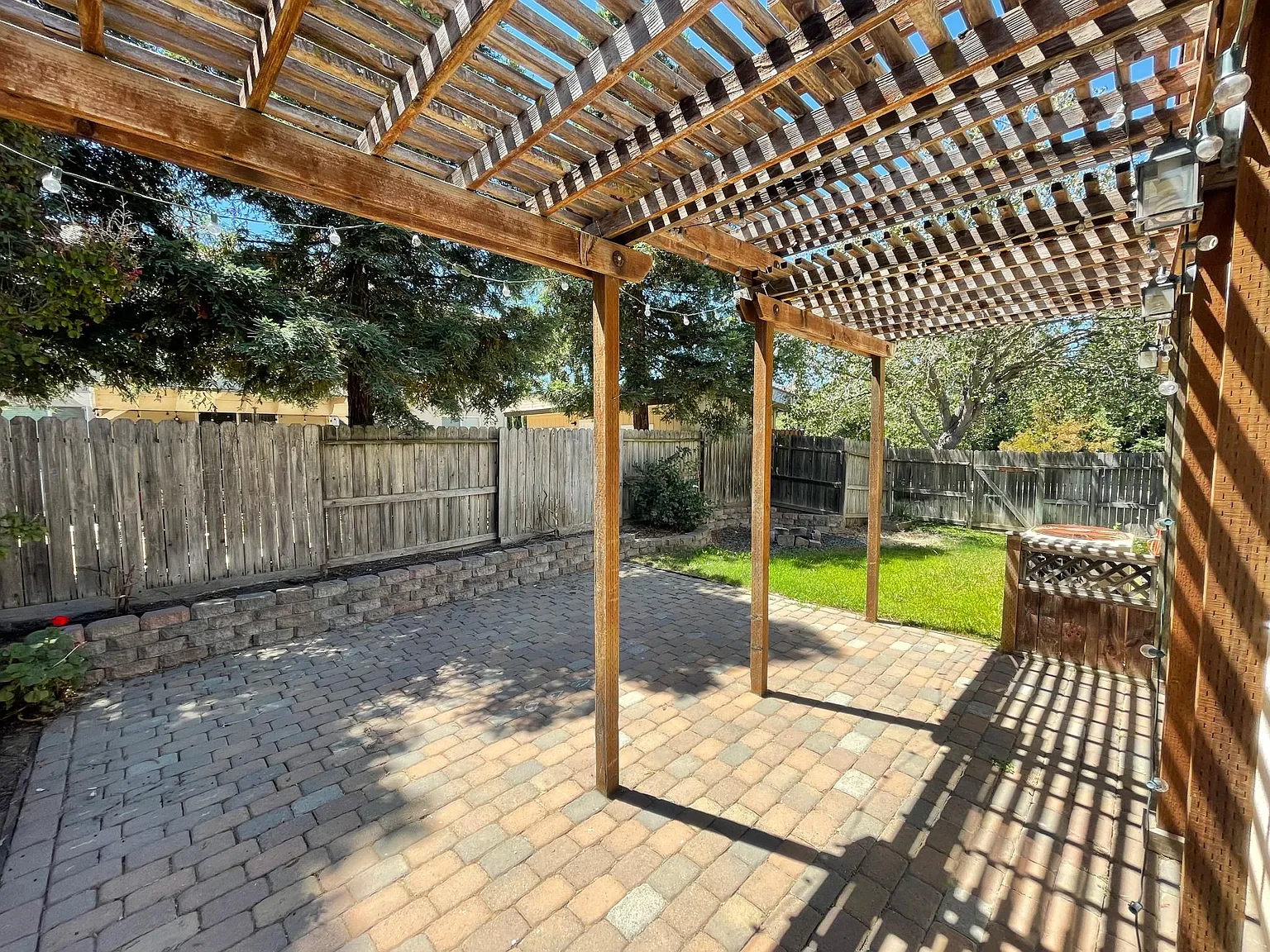 4 bed, 1712 sqft, $3,000 — Photo 3