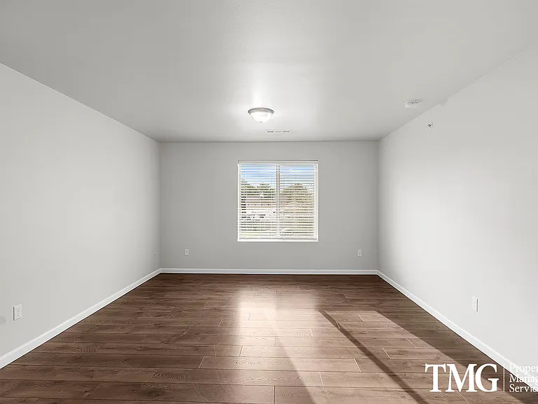 AP Properties — Photo 40