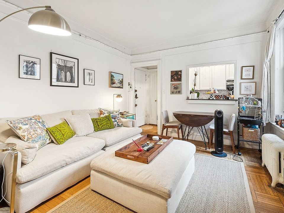 1st image of 270 W 11th St APT 4E