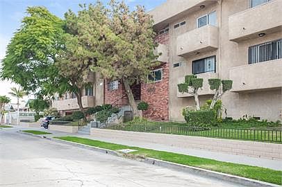 1st image of 400-412 N Serrano Ave #101