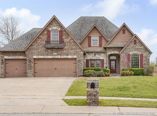 4215 W Roanoke Pl, Broken Arrow, OK 74011