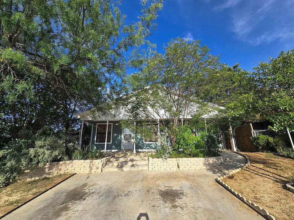 8527 Michigan Ave