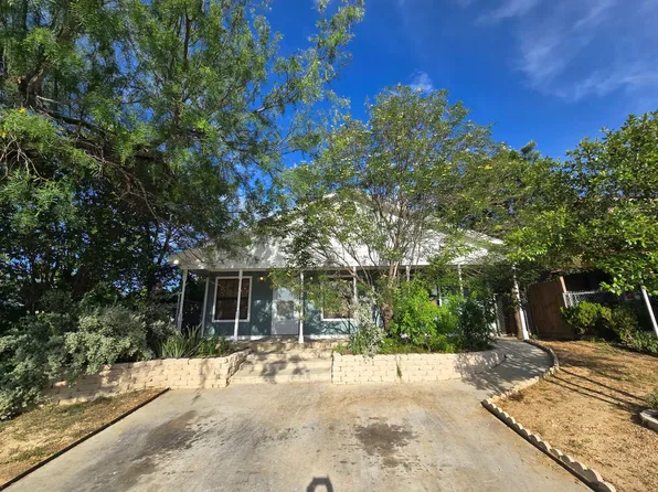 8527 Michigan Ave, Laredo, TX 78045