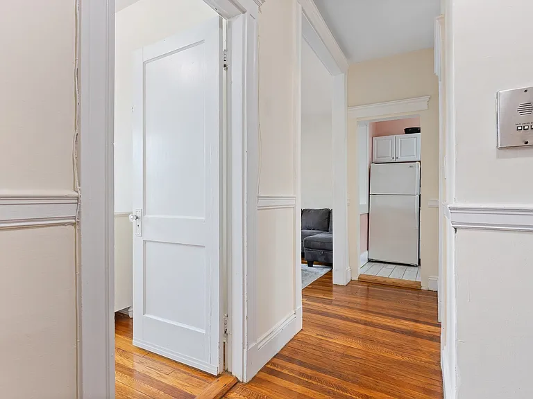 1568 Commonwealth Ave #8 — Photo 4