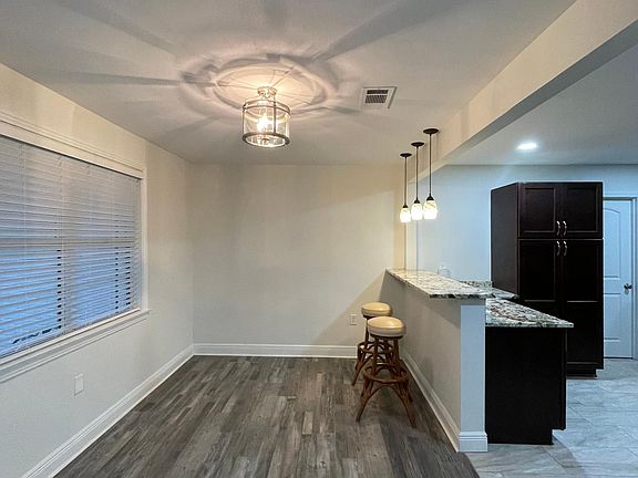 5th image of 6732 W Magnolia Blvd