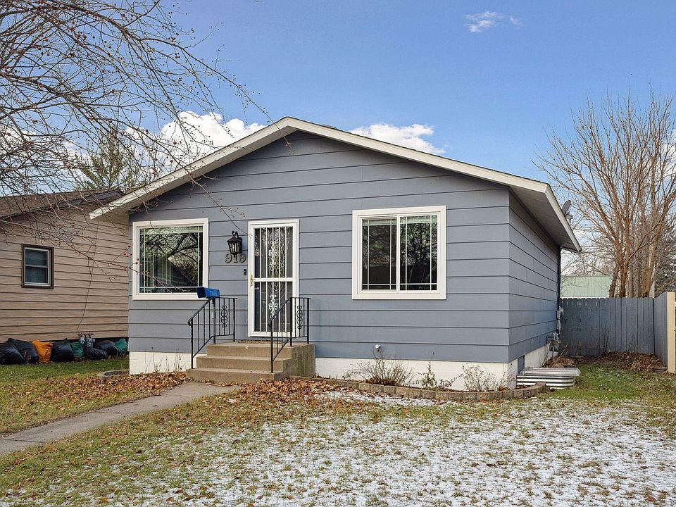 1st image of 919 36th Ave N
