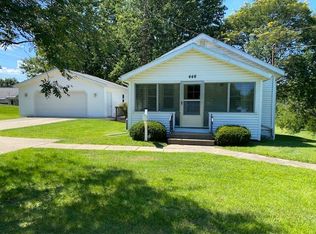 448 S Sutton Rd, Jackson, MI 49203