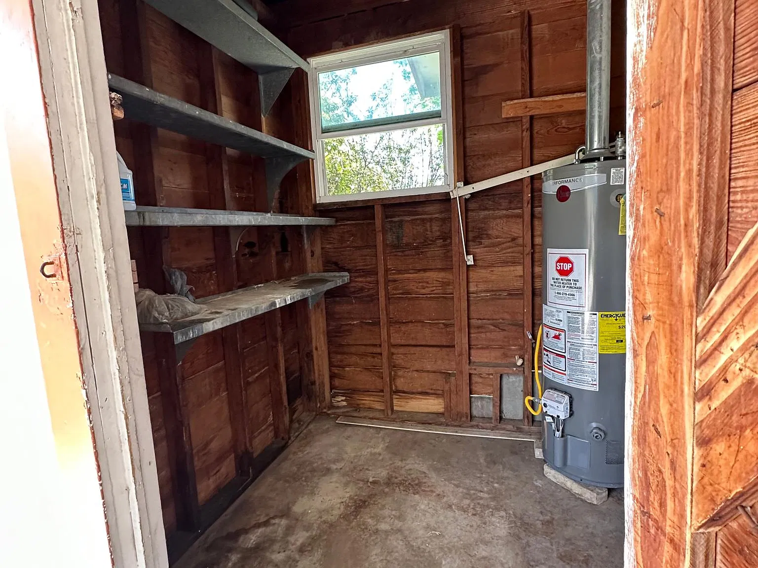 339 Nassau Dr — Photo 4
