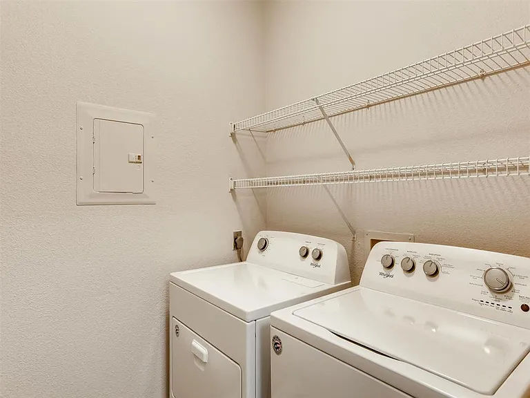 Alize Apartment Homes — Photo 17