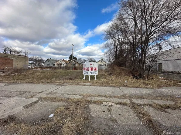 15738 Livernois Ave, Detroit, MI 48238