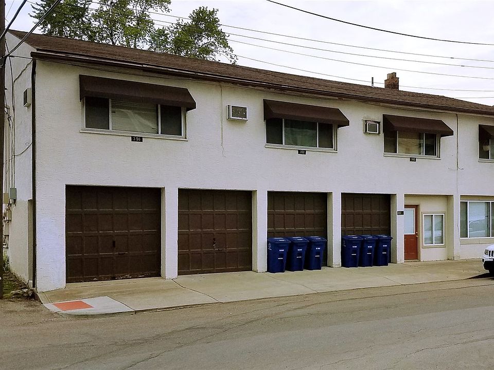 Upstairs Studio Apartment [Garage not offered]