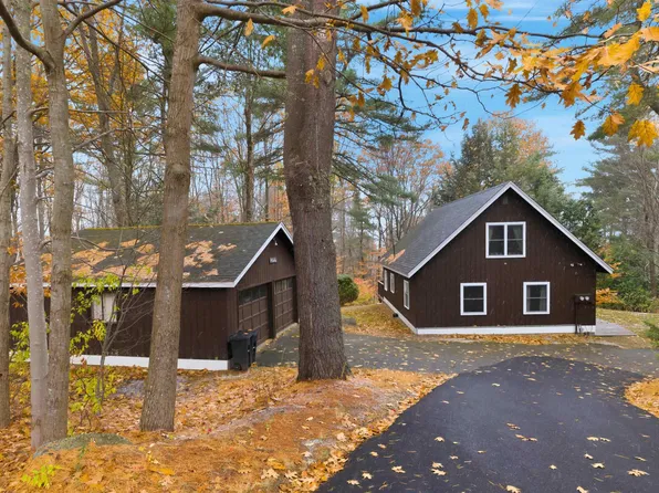 39 Deer Run Lane, Gilford, NH 03249