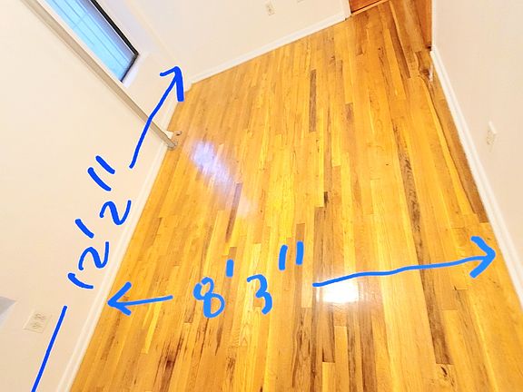 3rd image of 332 E 15th St APT 1C