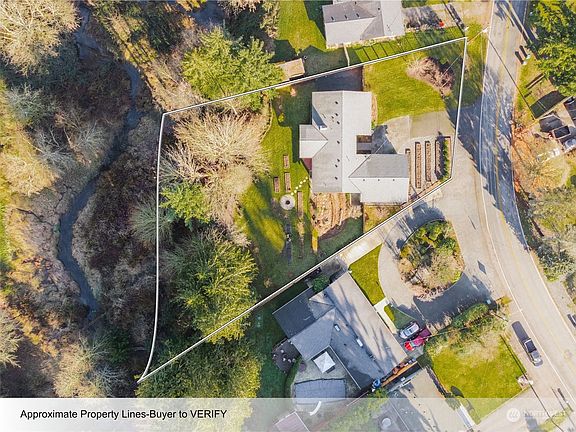 4th image of 7904 56th Drive NE