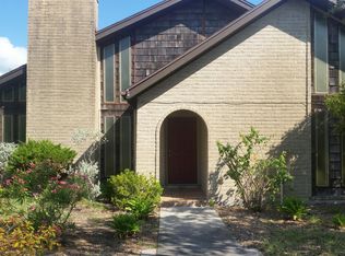 1210 E Tern Ln, Rockport, TX 78382