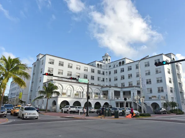 Edwards Apartments