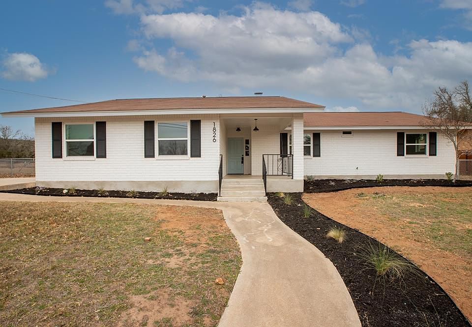 1st image of 1826 Quailwood Dr