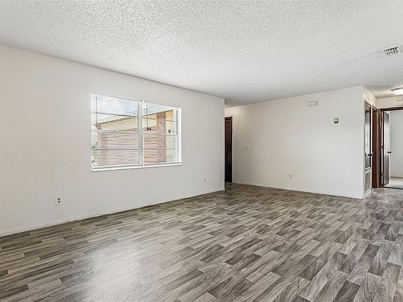 5th image of 5343 SNOWFLAKE COURT