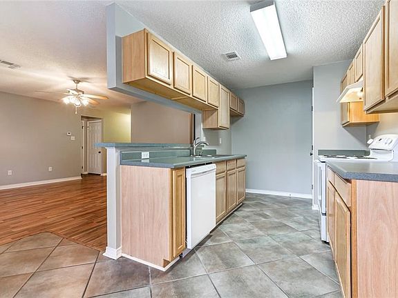 5th image of 4804 Grand Bayou Dr