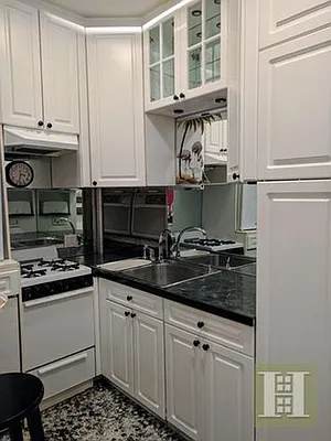 Rented by Halstead Real Estate | media 24