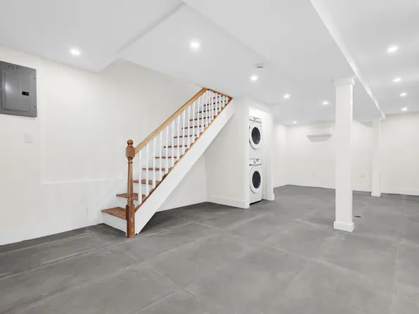 355 East 51st Street image 6 of 12