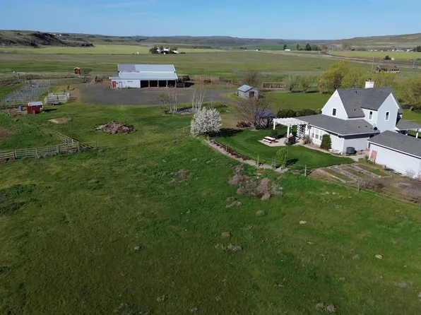 821 Old State Route 26, Hooper, WA 99333