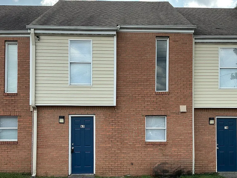 289 Greenfield Dr #A3 — Photo 1