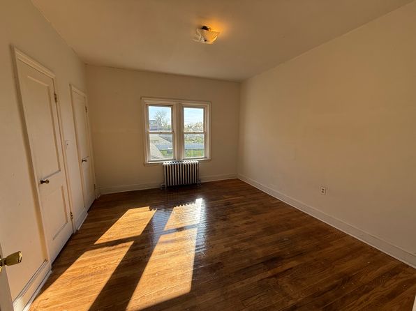 31 York St #1
