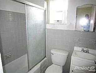 5th image of 920 NW 96th St #B