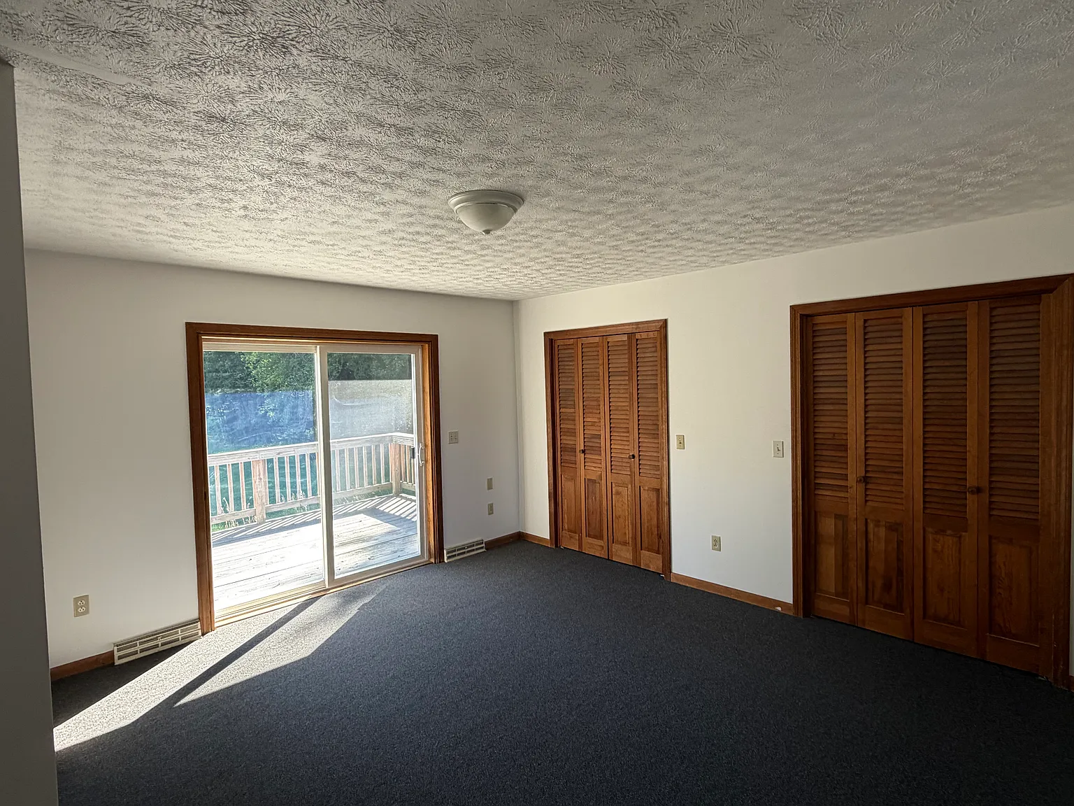 3 bed, 1556 sqft, $2,695 — Photo 4
