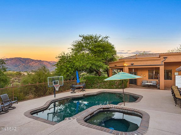 3rd image of 530 W Soaring Hawk Pl