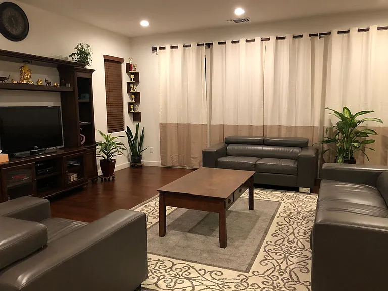 120 W Hayward Ln — Photo 5