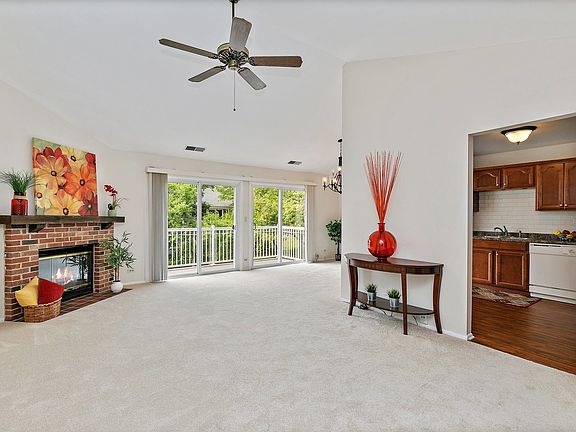 3rd image of 603 Stone Circle Ct Unit V2