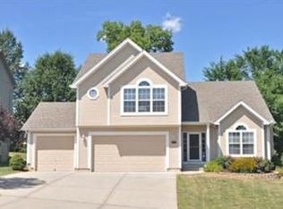 1550 Merit Ln, Liberty, MO 64068