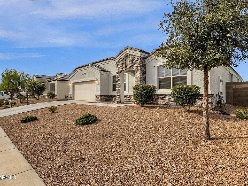 1st image of 3020 N AMBER Drive